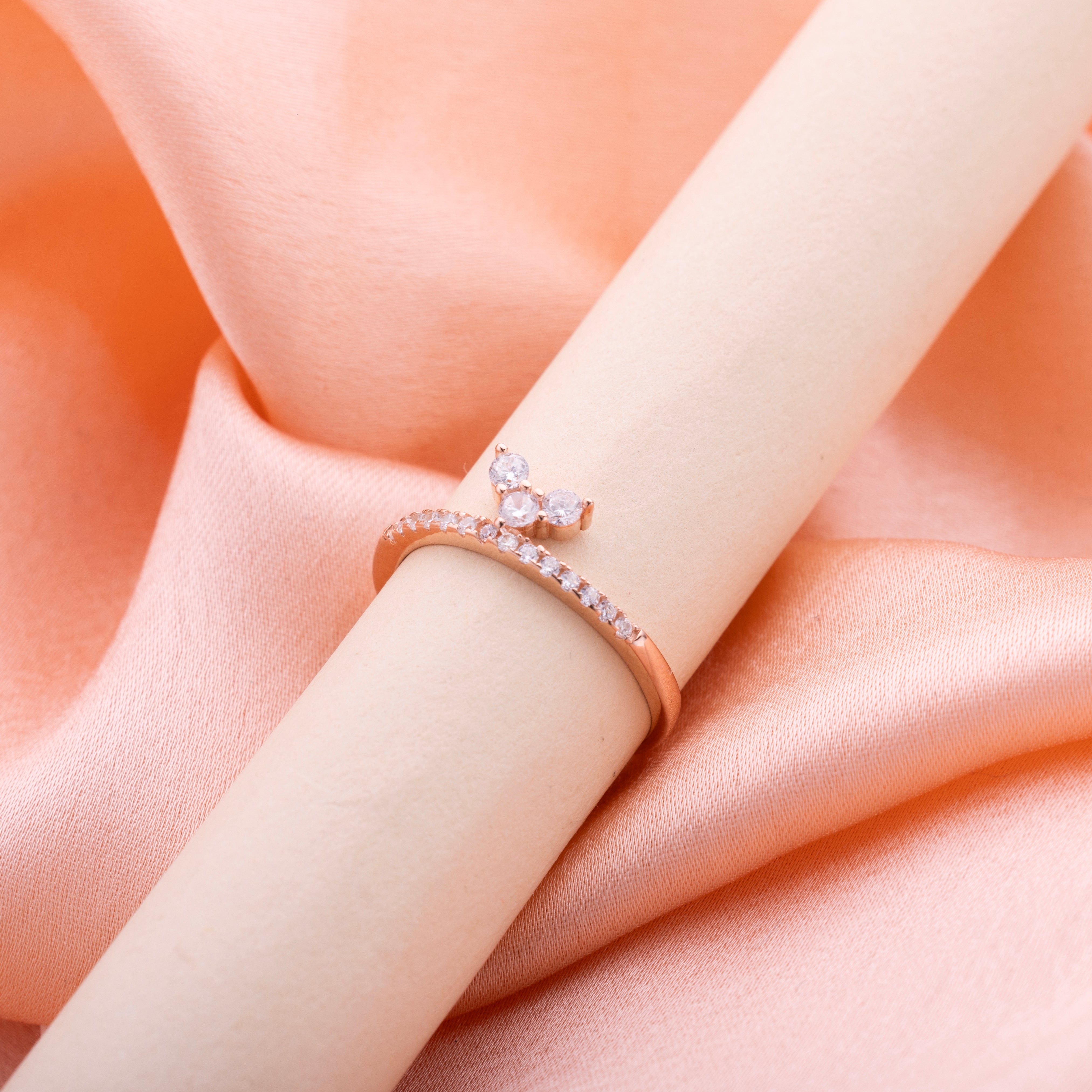 PassionFlare Diamond Heart Ring – Sterling Silver Elegance – LIORA