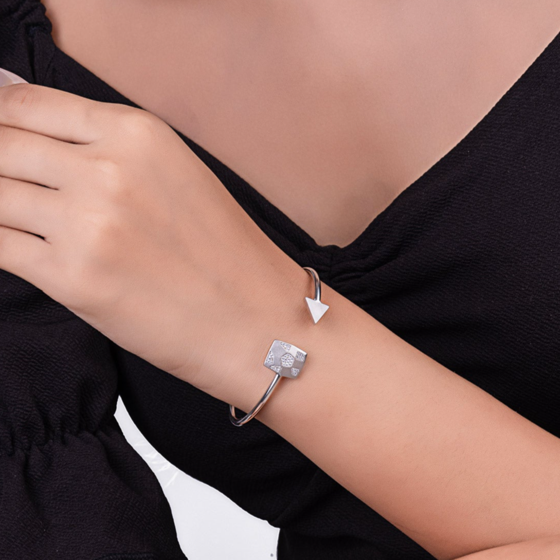 Silver Arrow Head Cuff Bracelet - LIORA - 925 Silver Jewellery