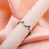 Sparkling Wavy Silver Ring - LIORA - 925 Silver Jewellery