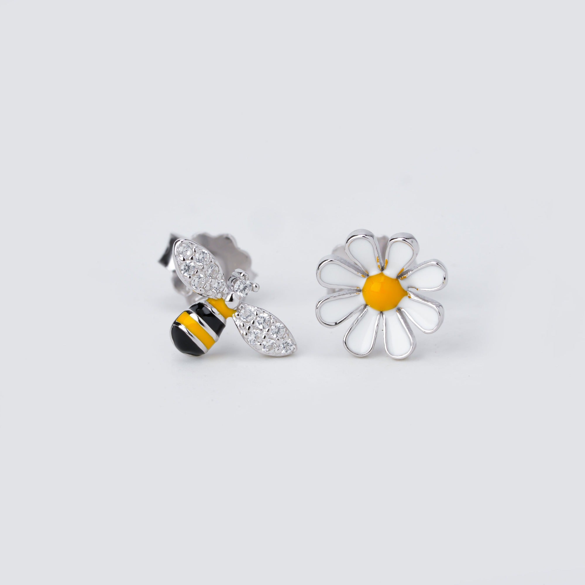 Sterling Silver Mismatched Bee & Daisy Stud Earrings - LIORA - 925 Silver Jewellery